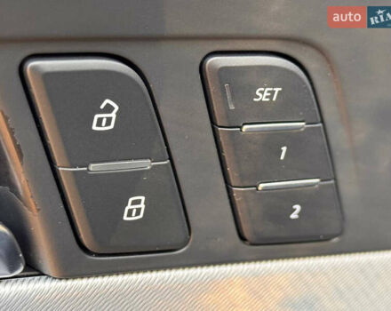 Ауді А4 2017 у Києві на Automoto.ua Сірий Ауді А4, об'ємом двигуна 2 л та пробігом 211 тис. км за 17300 $, фото 94 на Automoto.ua