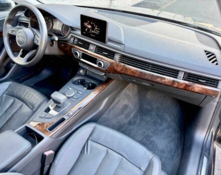 Серый Ауди А4, объемом двигателя 2 л и пробегом 55 тыс. км за 13500 $, фото 10 на Automoto.ua