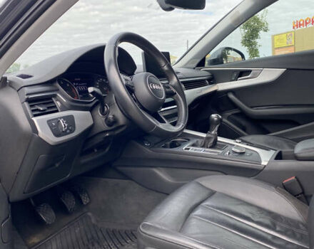 Сірий Ауді А4, об'ємом двигуна 1.98 л та пробігом 170 тис. км за 18000 $, фото 16 на Automoto.ua