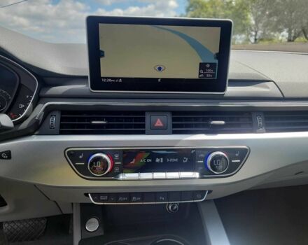 Сірий Ауді А4, об'ємом двигуна 2 л та пробігом 88 тис. км за 14000 $, фото 13 на Automoto.ua