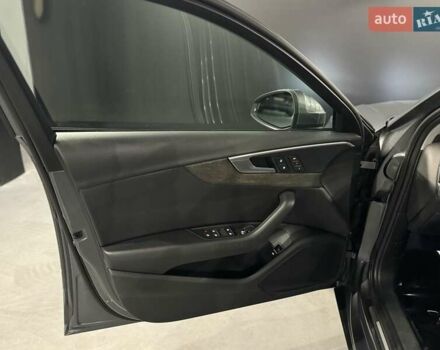 Серый Ауди А4, объемом двигателя 1.98 л и пробегом 182 тыс. км за 17000 $, фото 14 на Automoto.ua