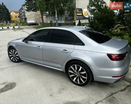 Сірий Ауді А4, об'ємом двигуна 1.98 л та пробігом 122 тис. км за 18500 $, фото 7 на Automoto.ua