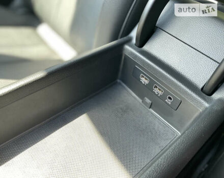 Сірий Ауді А4, об'ємом двигуна 2 л та пробігом 187 тис. км за 18500 $, фото 28 на Automoto.ua
