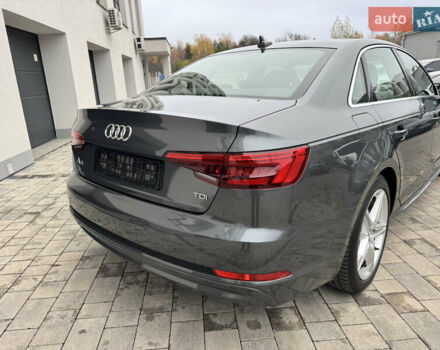 Серый Ауди А4, объемом двигателя 2 л и пробегом 240 тыс. км за 19000 $, фото 10 на Automoto.ua