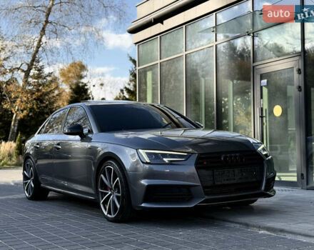 Сірий Ауді А4, об'ємом двигуна 1.98 л та пробігом 113 тис. км за 24300 $, фото 7 на Automoto.ua