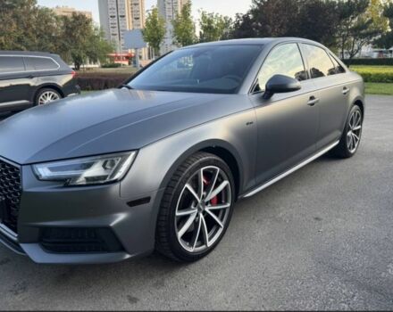 Серый Ауди А4, объемом двигателя 2 л и пробегом 121 тыс. км за 24900 $, фото 1 на Automoto.ua