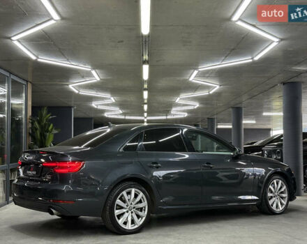 Сірий Ауді А4, об'ємом двигуна 2 л та пробігом 113 тис. км за 17900 $, фото 13 на Automoto.ua