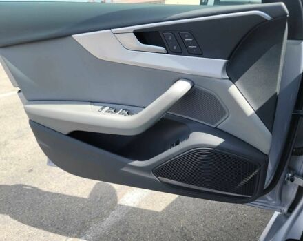 Сірий Ауді А4, об'ємом двигуна 2 л та пробігом 88 тис. км за 14000 $, фото 12 на Automoto.ua