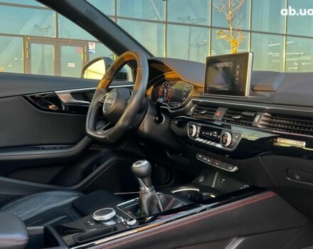 Серый Ауди А4, объемом двигателя 2 л и пробегом 109 тыс. км за 22490 $, фото 3 на Automoto.ua