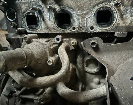 Серый Ауди А4, объемом двигателя 2 л и пробегом 181 тыс. км за 17000 $, фото 6 на Automoto.ua