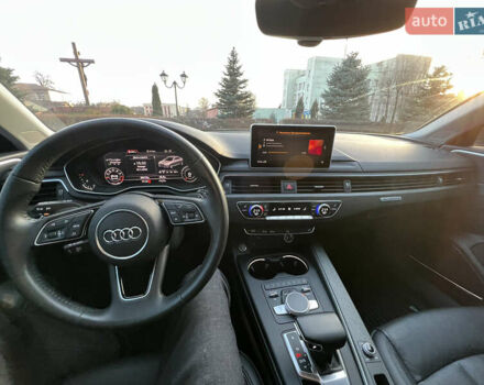 Серый Ауди А4, объемом двигателя 2 л и пробегом 92 тыс. км за 23000 $, фото 10 на Automoto.ua