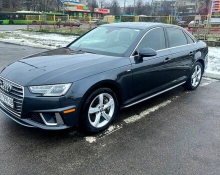 Серый Ауди А4, объемом двигателя 2 л и пробегом 121 тыс. км за 23500 $, фото 4 на Automoto.ua