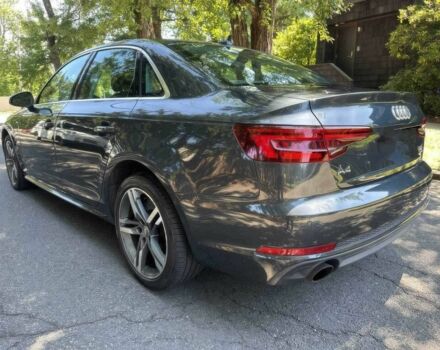 Серый Ауди А4, объемом двигателя 2 л и пробегом 38 тыс. км за 18000 $, фото 4 на Automoto.ua