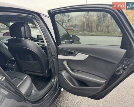 Серый Ауди А4, объемом двигателя 1.98 л и пробегом 17 тыс. км за 19000 $, фото 8 на Automoto.ua