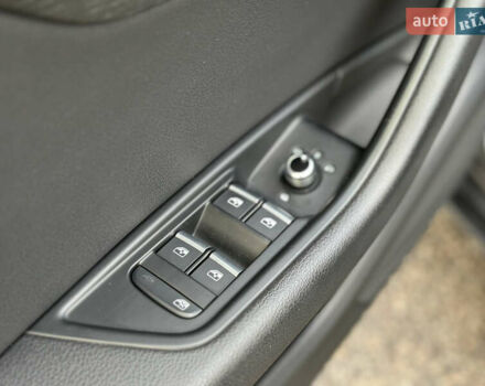 Ауди А4 2018 в Харькове на Automoto.ua Серый Ауди А4, объемом двигателя 1.98 л и пробегом 137 тыс. км за 18500 $, фото 26 на Automoto.ua