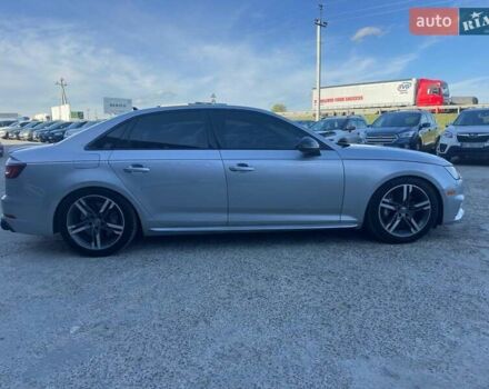 Сірий Ауді А4, об'ємом двигуна 2 л та пробігом 167 тис. км за 17990 $, фото 3 на Automoto.ua