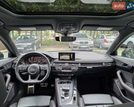 Серый Ауди А4, объемом двигателя 2 л и пробегом 212 тыс. км за 17999 $, фото 6 на Automoto.ua