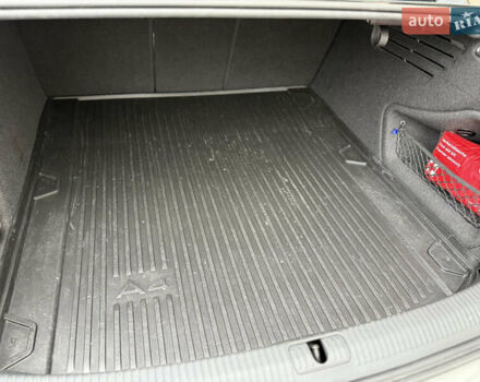 Серый Ауди А4, объемом двигателя 1.98 л и пробегом 142 тыс. км за 24900 $, фото 23 на Automoto.ua