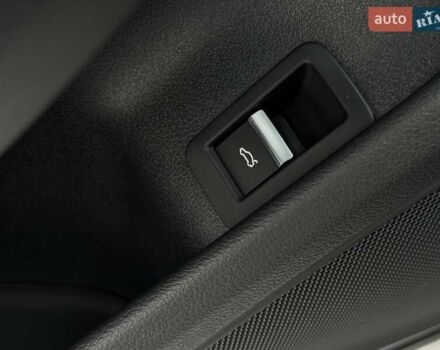 Сірий Ауді А4, об'ємом двигуна 2 л та пробігом 72 тис. км за 20500 $, фото 27 на Automoto.ua