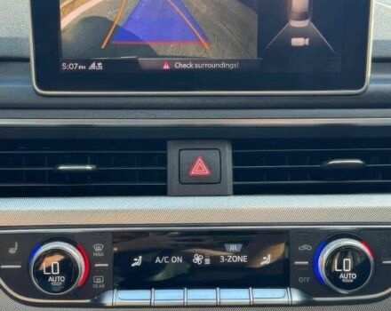 Сірий Ауді А4, об'ємом двигуна 2 л та пробігом 42 тис. км за 4900 $, фото 7 на Automoto.ua