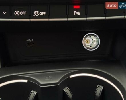 Сірий Ауді А4, об'ємом двигуна 2 л та пробігом 72 тис. км за 20500 $, фото 39 на Automoto.ua