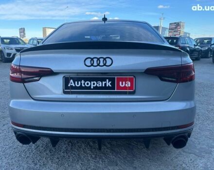 Серый Ауди А4, объемом двигателя 2 л и пробегом 167 тыс. км за 17990 $, фото 6 на Automoto.ua