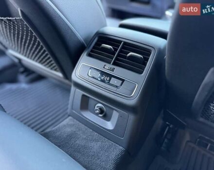 Ауди А4 2018 в Трускавце на Automoto.ua Серый Ауди А4, объемом двигателя 2 л и пробегом 100 тыс. км за 16300 $, фото 35 на Automoto.ua