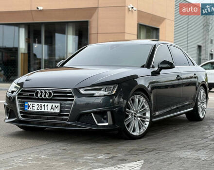 Серый Ауди А4, объемом двигателя 1.98 л и пробегом 82 тыс. км за 25000 $, фото 1 на Automoto.ua