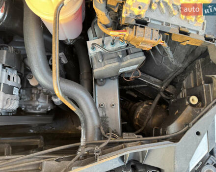 Сірий Ауді А4, об'ємом двигуна 1.98 л та пробігом 147 тис. км за 19300 $, фото 33 на Automoto.ua