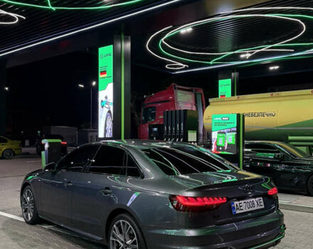Ауді А4 2019 у Дніпро (Дніпропетровську) на Automoto.ua Сірий Ауді А4, об'ємом двигуна 2 л та пробігом 90 тис. км за 27200 $, фото 16 на Automoto.ua