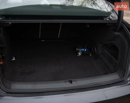 Сірий Ауді А4, об'ємом двигуна 1.98 л та пробігом 61 тис. км за 24999 $, фото 17 на Automoto.ua