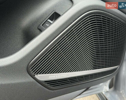 Сірий Ауді А4, об'ємом двигуна 2 л та пробігом 73 тис. км за 28500 $, фото 24 на Automoto.ua