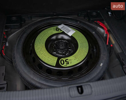 Сірий Ауді А4, об'ємом двигуна 1.98 л та пробігом 61 тис. км за 24999 $, фото 18 на Automoto.ua