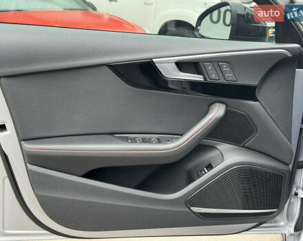 Сірий Ауді А4, об'ємом двигуна 2 л та пробігом 73 тис. км за 28500 $, фото 27 на Automoto.ua