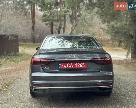 Серый Ауди А4, объемом двигателя 2 л и пробегом 88 тыс. км за 26500 $, фото 4 на Automoto.ua
