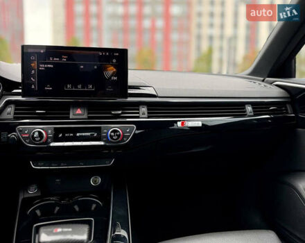 Сірий Ауді А4, об'ємом двигуна 2 л та пробігом 23 тис. км за 35900 $, фото 20 на Automoto.ua