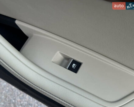 Ауді А4 2020 у Києві на Automoto.ua Сірий Ауді А4, об'ємом двигуна 1.98 л та пробігом 72 тис. км за 31499 $, фото 36 на Automoto.ua