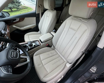 Ауді А4 2020 у Києві на Automoto.ua Сірий Ауді А4, об'ємом двигуна 1.98 л та пробігом 72 тис. км за 31499 $, фото 14 на Automoto.ua