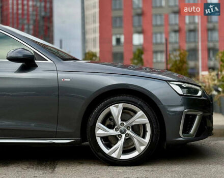Сірий Ауді А4, об'ємом двигуна 2 л та пробігом 23 тис. км за 35900 $, фото 12 на Automoto.ua
