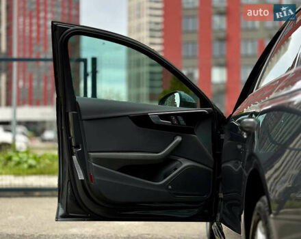 Сірий Ауді А4, об'ємом двигуна 2 л та пробігом 23 тис. км за 35900 $, фото 45 на Automoto.ua