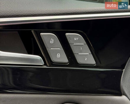 Сірий Ауді А4, об'ємом двигуна 2 л та пробігом 23 тис. км за 35900 $, фото 42 на Automoto.ua