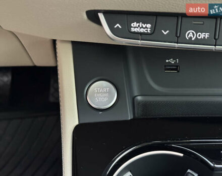 Ауді А4 2020 у Києві на Automoto.ua Сірий Ауді А4, об'ємом двигуна 1.98 л та пробігом 72 тис. км за 31499 $, фото 22 на Automoto.ua