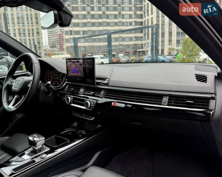 Сірий Ауді А4, об'ємом двигуна 2 л та пробігом 23 тис. км за 35900 $, фото 22 на Automoto.ua