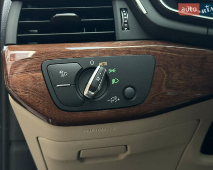 Ауді А4 2020 у Києві на Automoto.ua Сірий Ауді А4, об'ємом двигуна 1.98 л та пробігом 72 тис. км за 31499 $, фото 18 на Automoto.ua