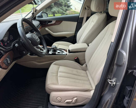 Ауді А4 2020 у Києві на Automoto.ua Сірий Ауді А4, об'ємом двигуна 1.98 л та пробігом 72 тис. км за 31499 $, фото 13 на Automoto.ua