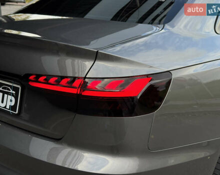 Ауді А4 2020 у Києві на Automoto.ua Сірий Ауді А4, об'ємом двигуна 1.98 л та пробігом 72 тис. км за 31499 $, фото 30 на Automoto.ua