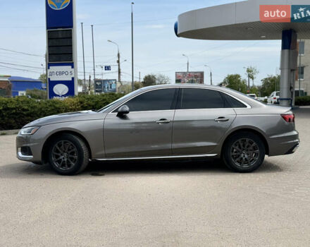 Сірий Ауді А4, об'ємом двигуна 2 л та пробігом 52 тис. км за 23200 $, фото 3 на Automoto.ua