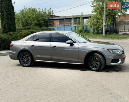 Сірий Ауді А4, об'ємом двигуна 2 л та пробігом 52 тис. км за 23200 $, фото 4 на Automoto.ua