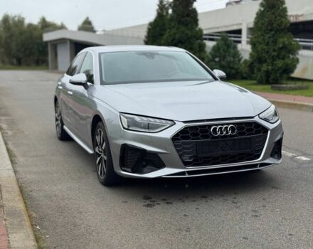 Серый Ауди А4, объемом двигателя 2 л и пробегом 140 тыс. км за 23400 $, фото 1 на Automoto.ua