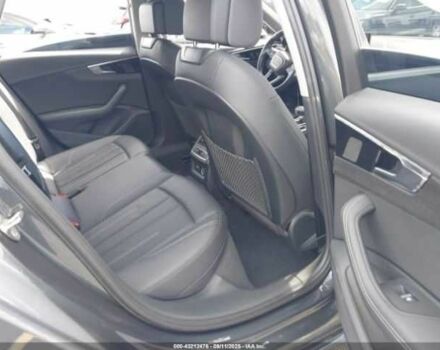 Сірий Ауді А4, об'ємом двигуна 2 л та пробігом 32 тис. км за 8000 $, фото 7 на Automoto.ua